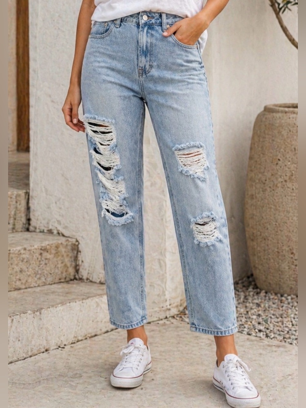 ❤️LUCKY BRAND high-rise distressed relaxed fit jeans